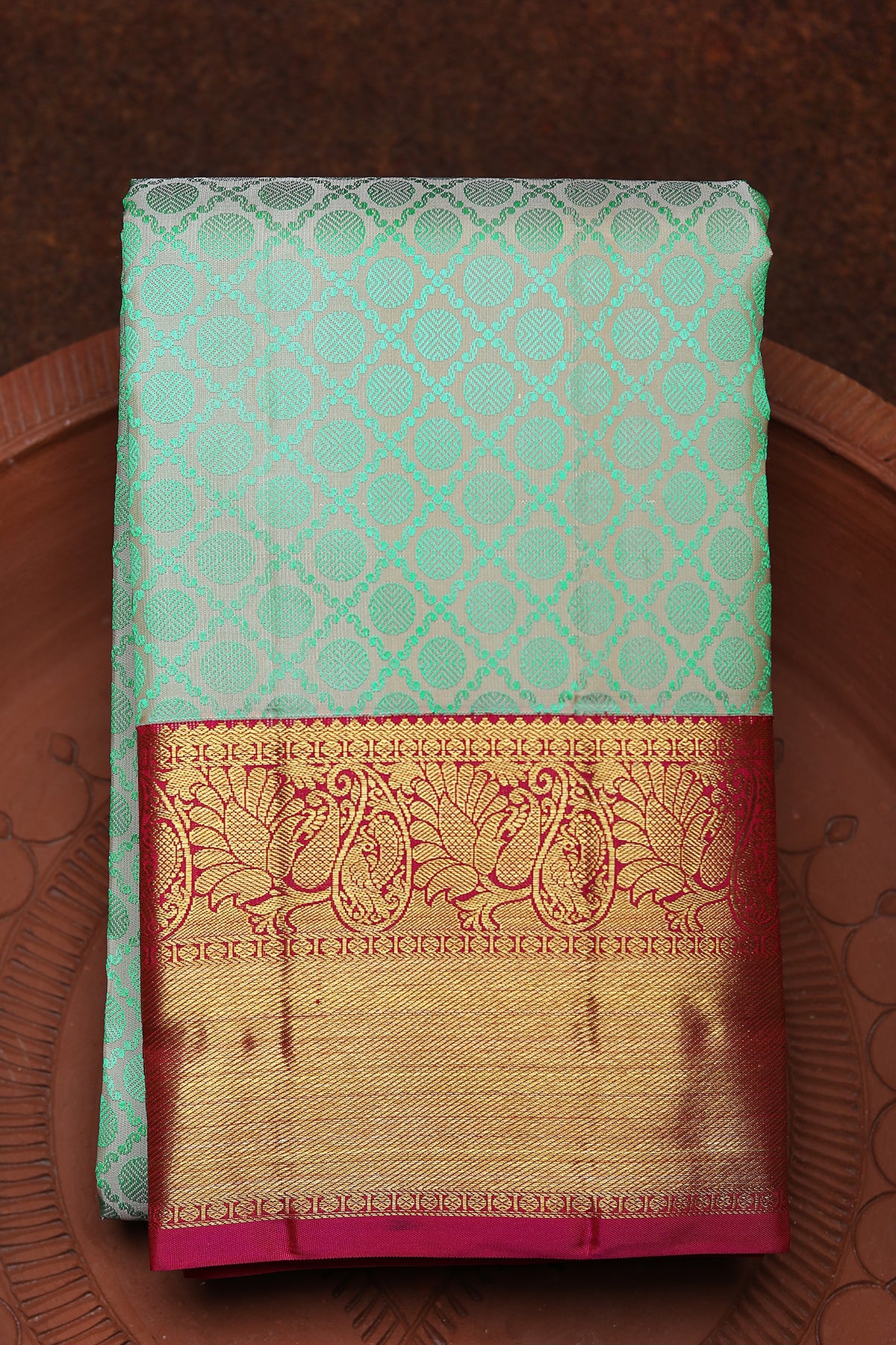 Contrast Paisley Border With Thread Work Geometric Pattern Cream Color Kanchipuram Silk Saree
