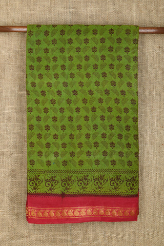 Contrast Paisley Zari Border With Floral Printed Moss Green Sungudi Cotton Saree