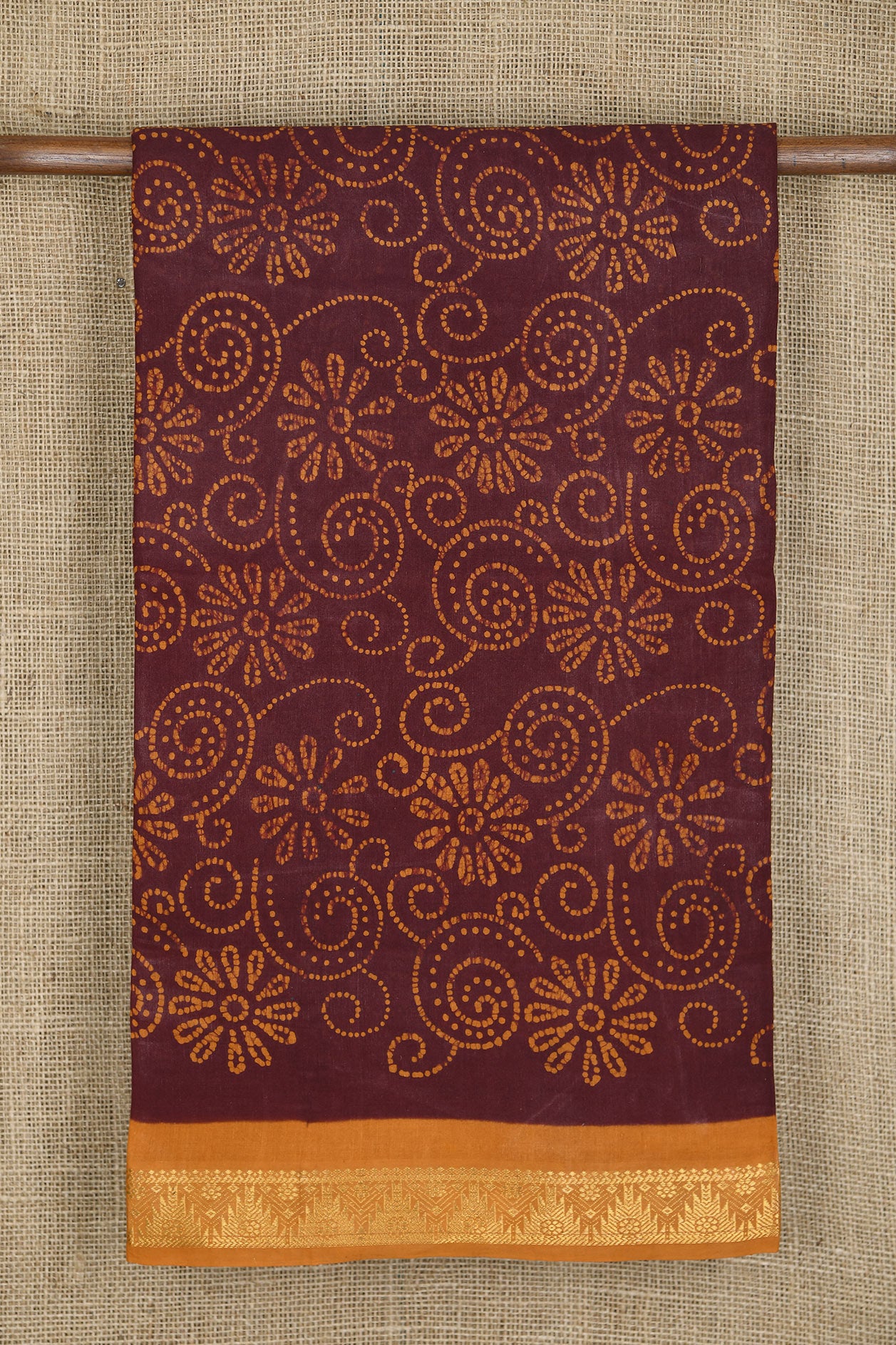 Contrast Temple Zari Border With Floral Creepers Printed Brown Sungudi Cotton Saree