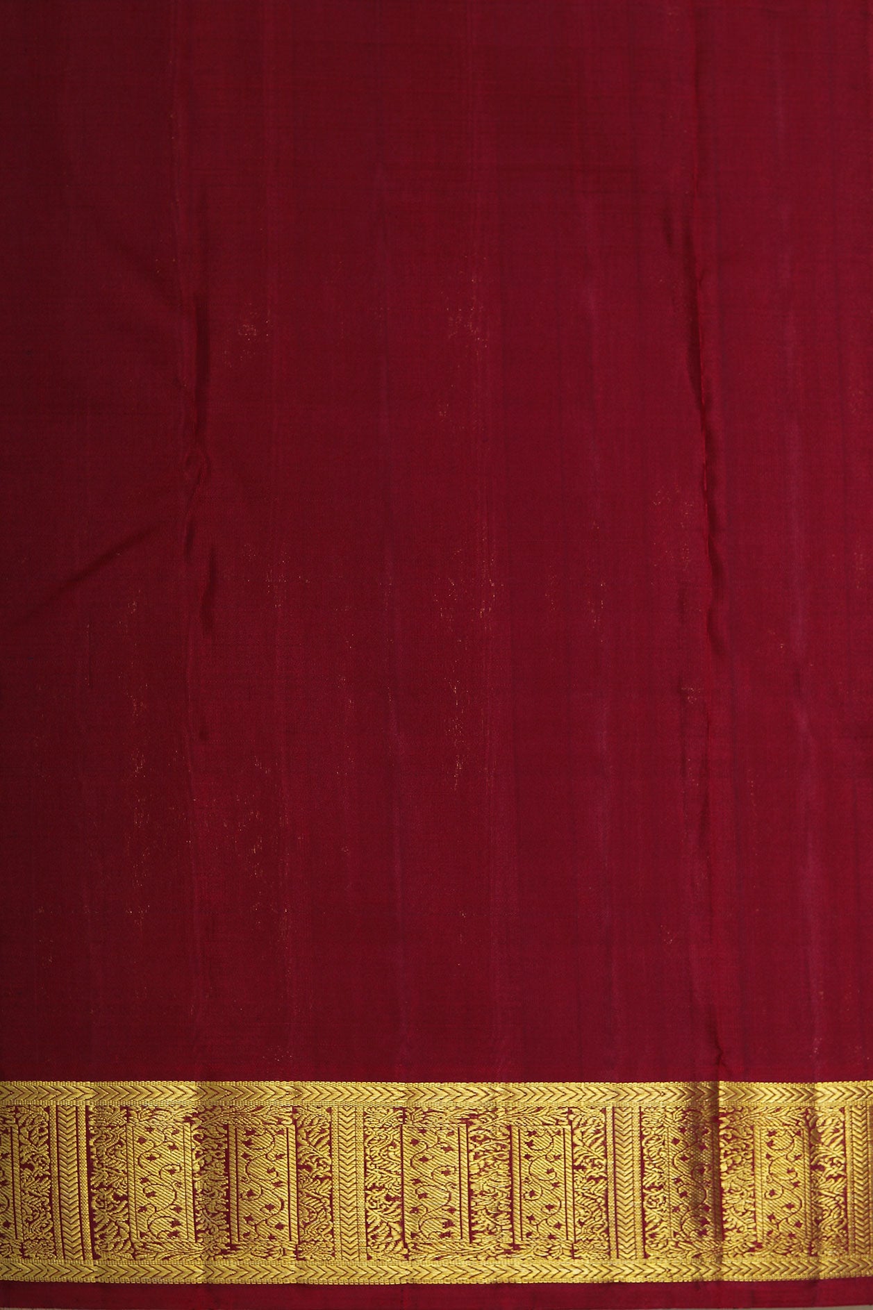 Contrast Traditional Border With Floral Butta Onion Pink Kanchipuram Silk Saree