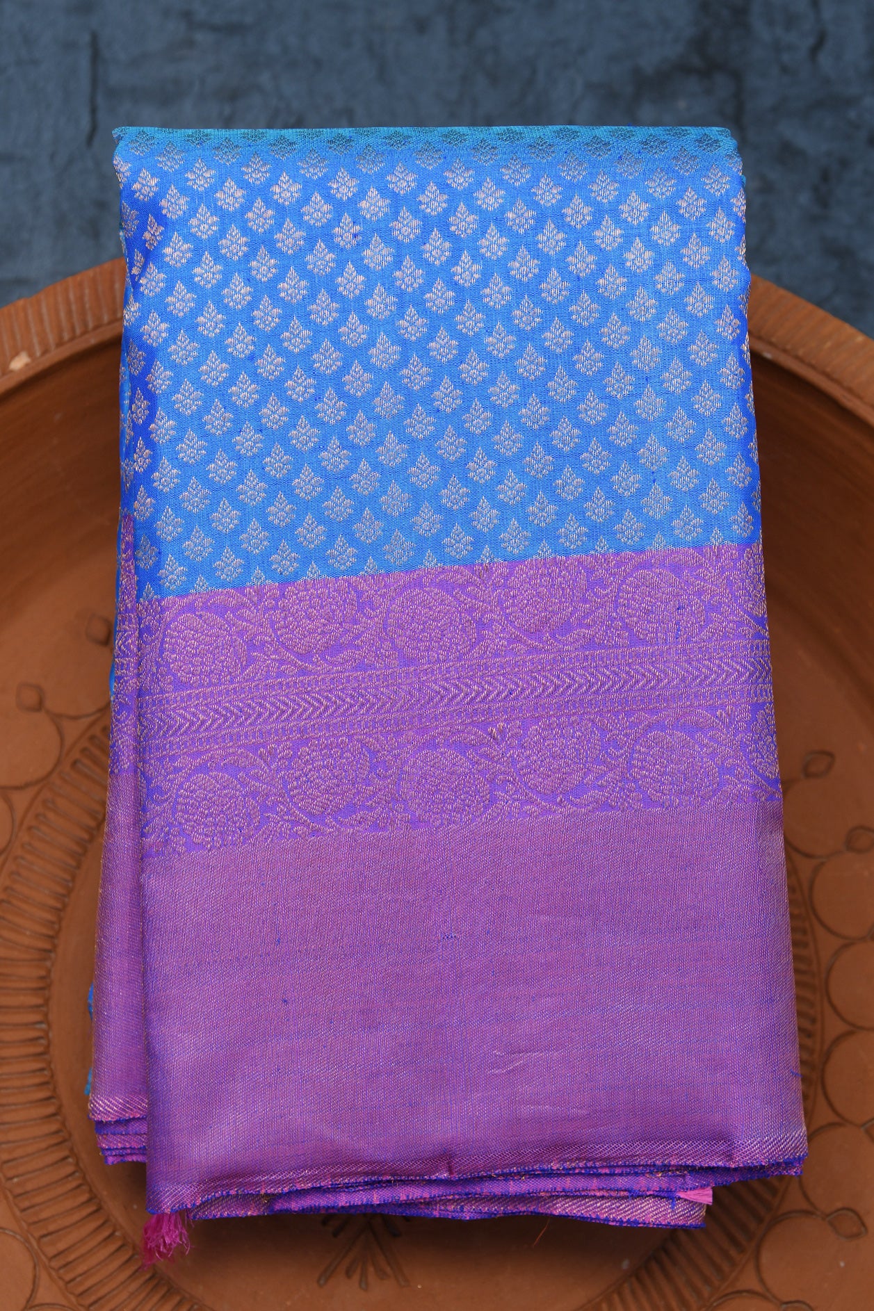 Contrast Zari Border With Brocade Bindi Buttis Ramar Blue Kanchipuram Silk Saree