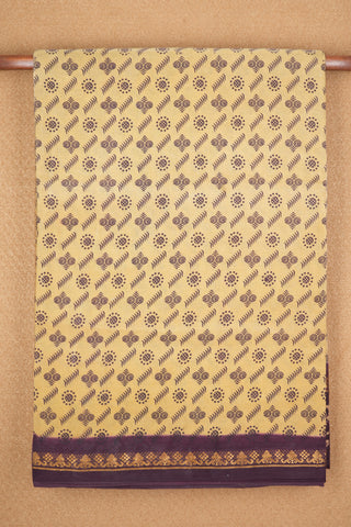Diagonal Pattern Yellowish Beige Nine Yards Sungudi Cotton Saree