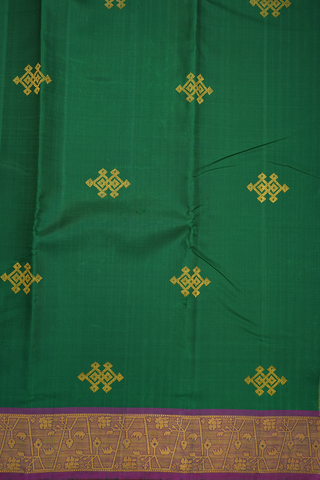 Diamond Buttas Emerald Green Kanchipuram Silk Saree