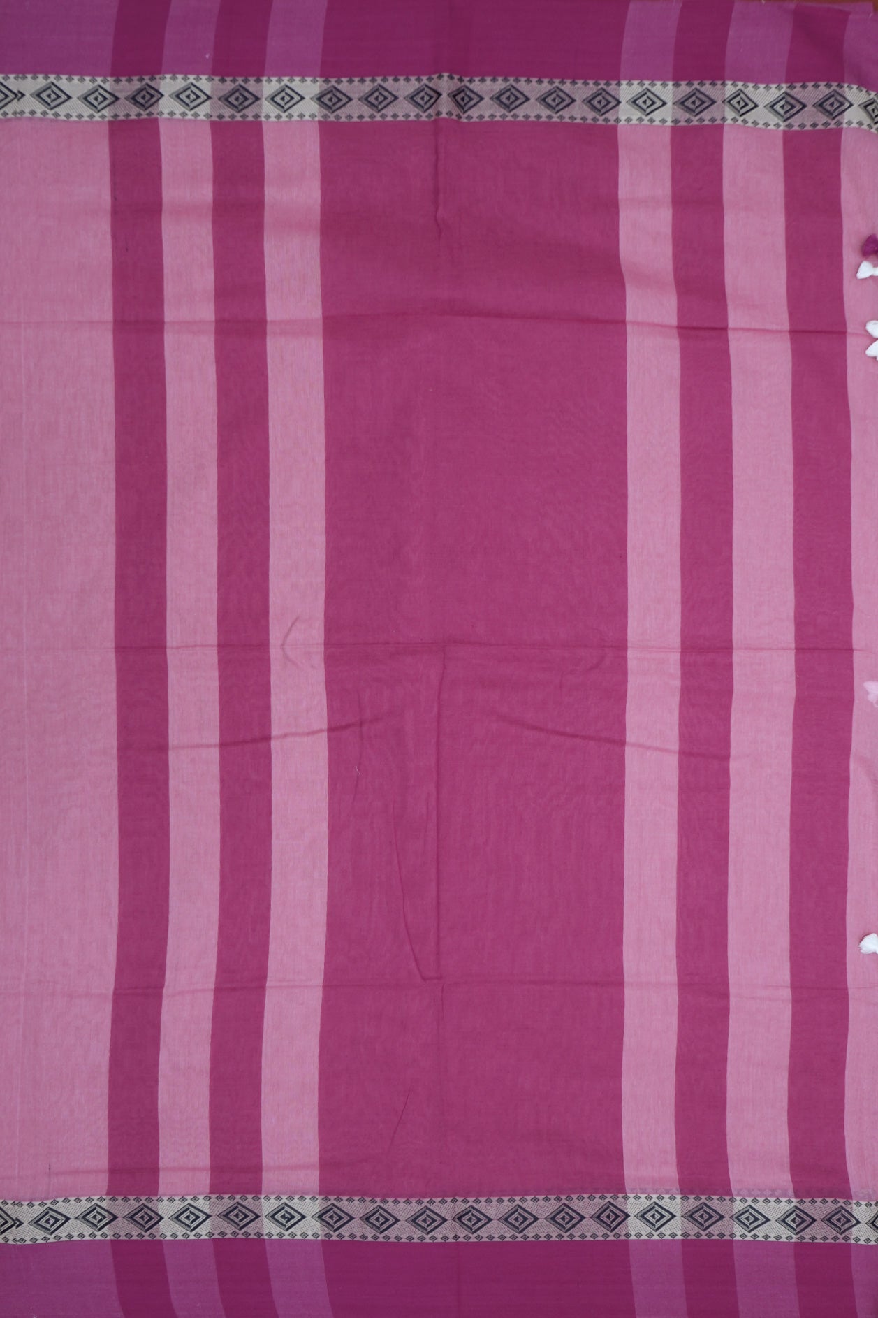 Diamond Design Threadwork Border Plain Orchid Pink Bengal Cotton Saree