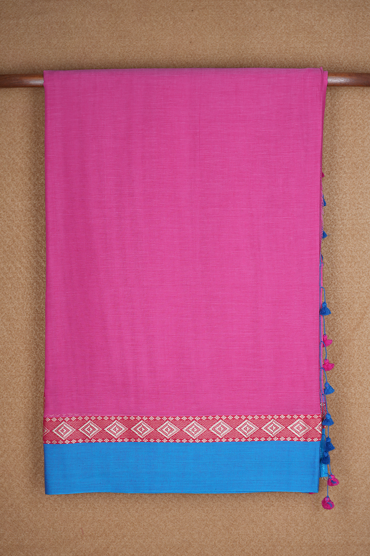 Diamond Threadwork Border Plain Magenta Bengal Cotton Saree