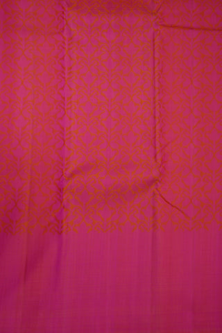 Dual Tone Orange And Pink Kanchipuram Silk Saree