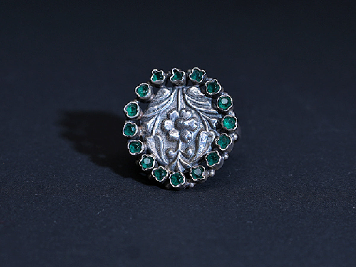 Green Kundan Stones Embossed Flower Design Pure Silver Ring
