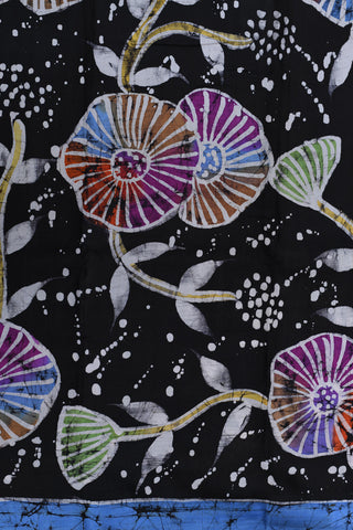 Floral Design With Contrast Border Black Batik Printed Silk Saree
