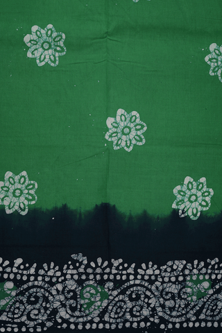 Allover Floral Motifs Soft Green Sungudi Cotton Saree