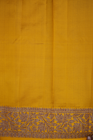 Floral Threadwork Motifs Beige Banarasi Tussar Silk Saree
