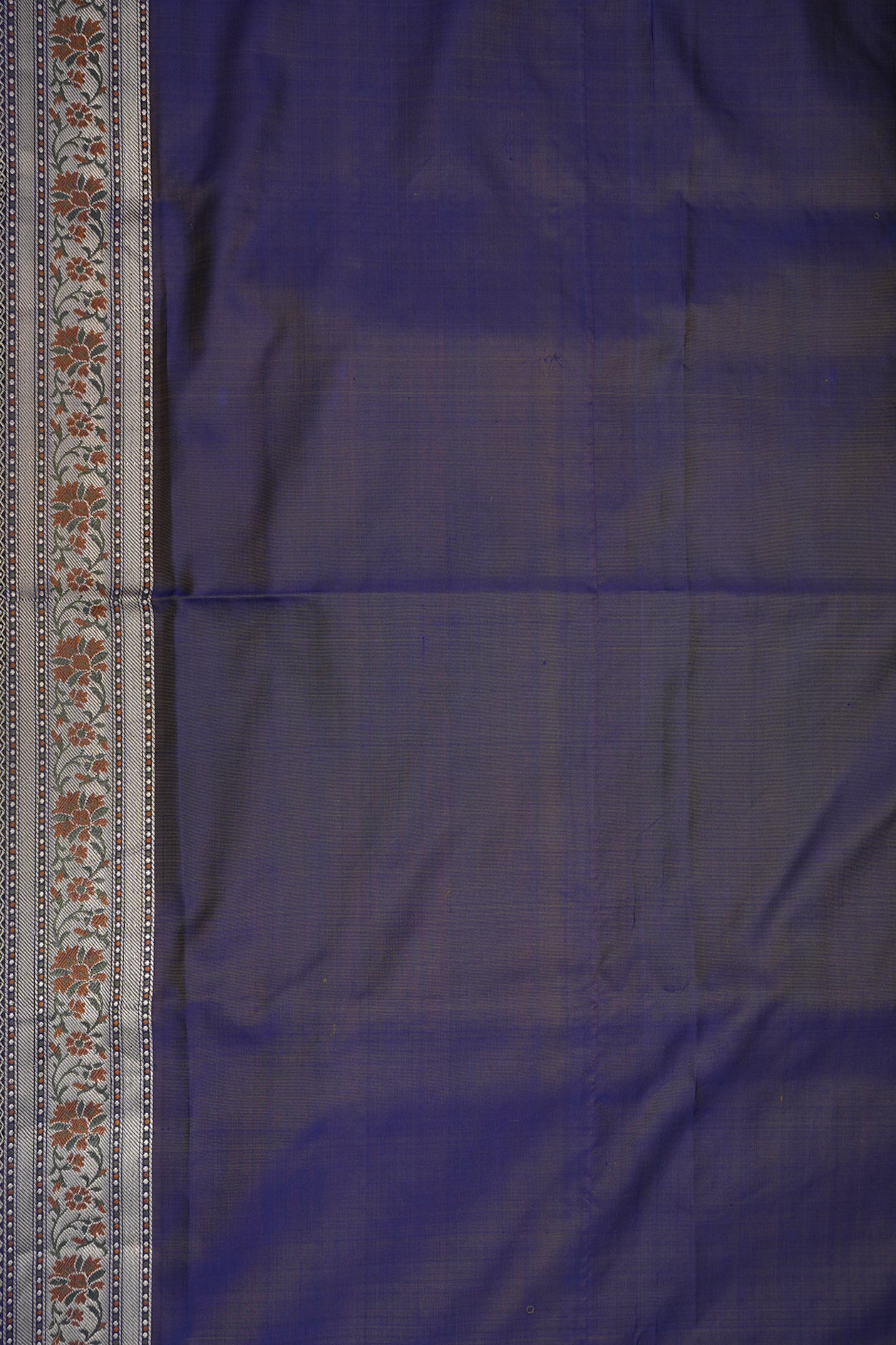 Floral Threadwork Design Navy Blue Banarasi Tanchoi Silk Saree