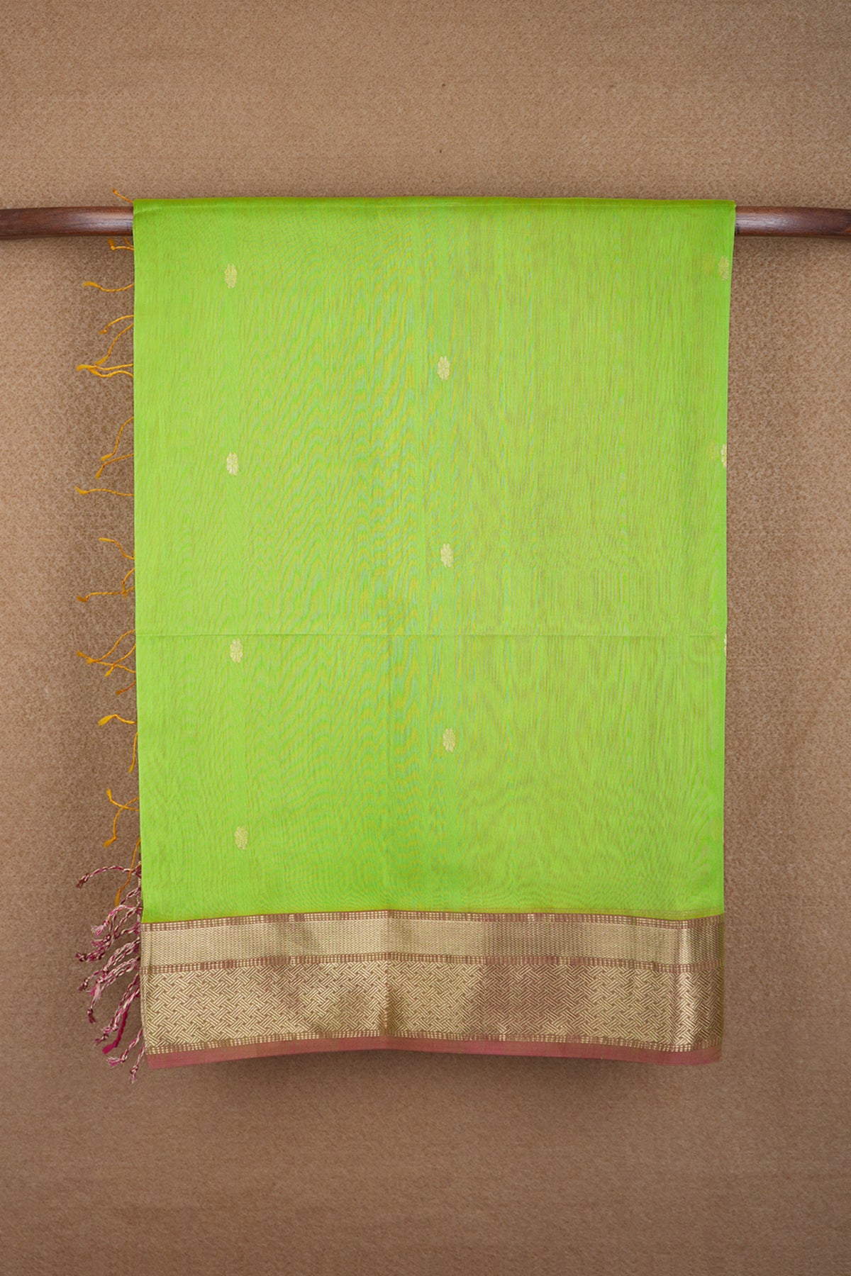 Floral Zari Buttas Parrot Green Maheswari Silk Cotton Saree