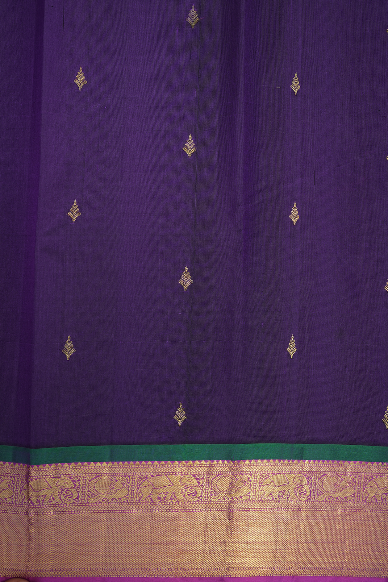 Floral Zari Buttas Regal Purple Kanchipuram Silk Saree