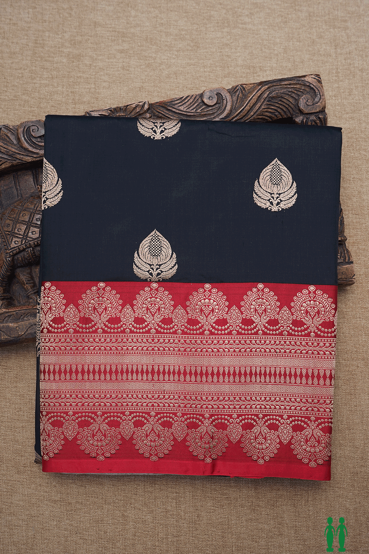 Floral Zari Motifs Black Banarasi Silk Saree
