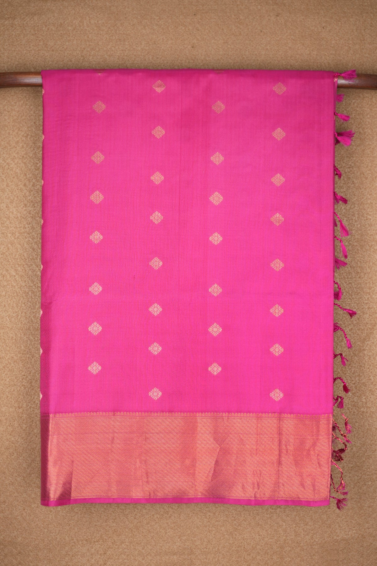Floral Zari Motifs Rani Pink Soft Silk Saree