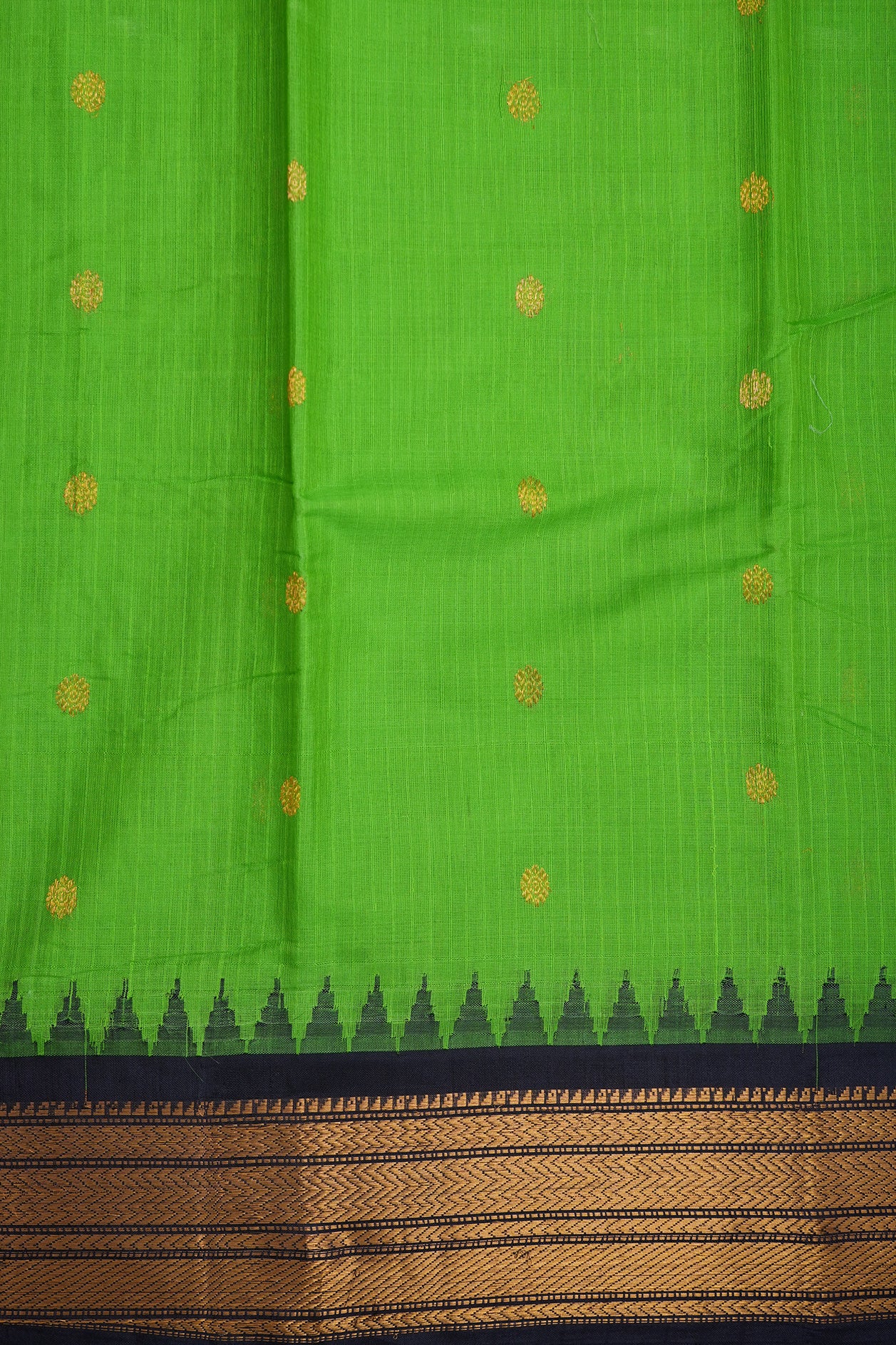 Floral Zari Motifs Parrot Green Gadwal Silk Cotton Saree