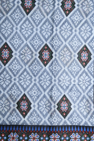 Geometric Pattern Grey Printed Ahmedabad Cotton Saree