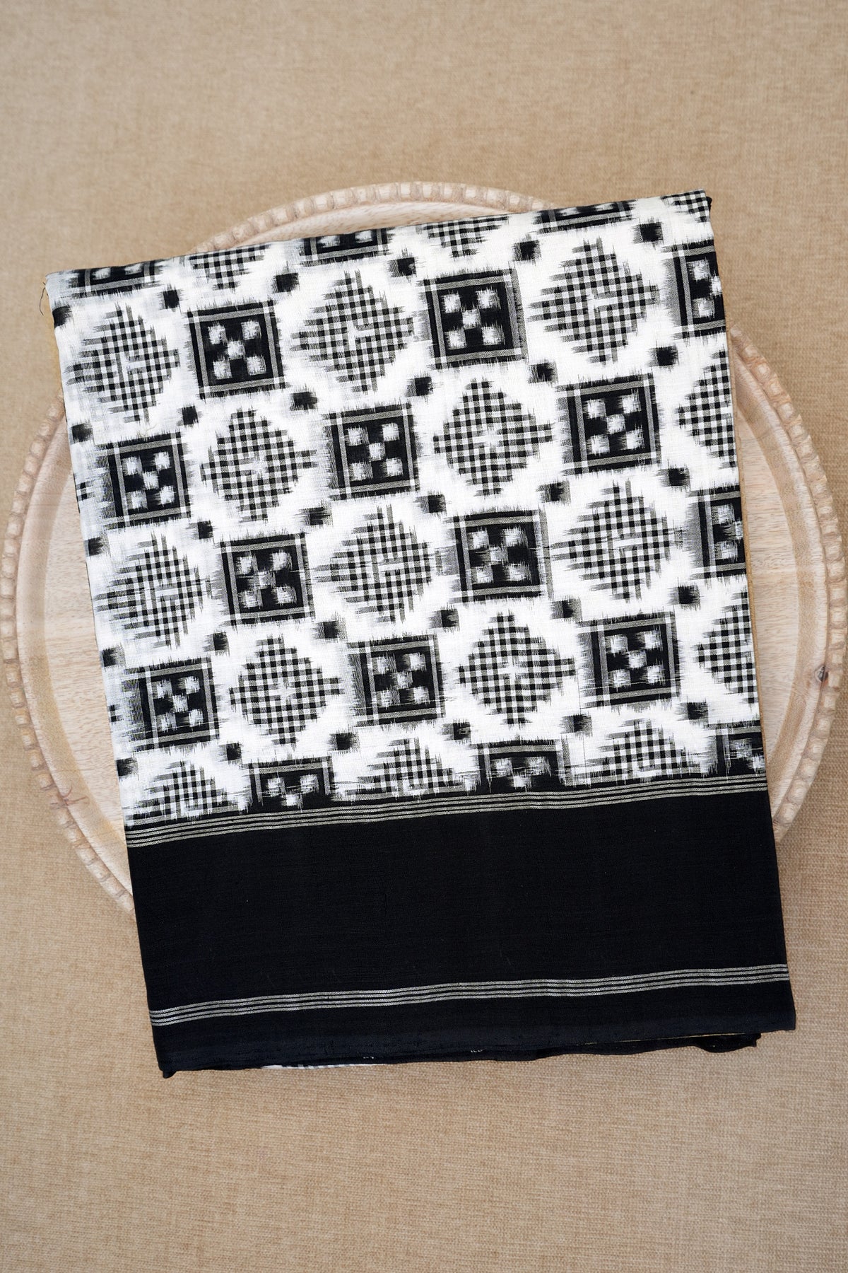 Ikat Design Off White And Black Pochampally Cotton Saree