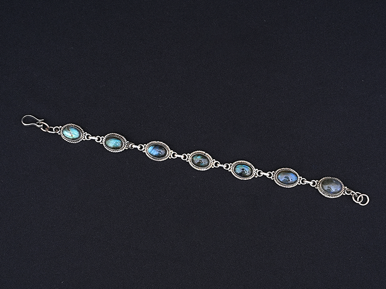 Labradorite Oval Stone Pure Silver Bracelet – Sundari Silks