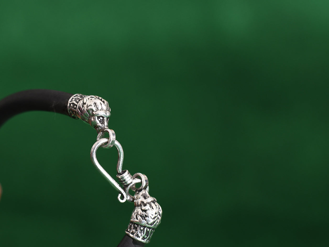 Charm Silver Lion Bracelet Manufacturer | Lion charm bracelet | Unisex  silver jewelry