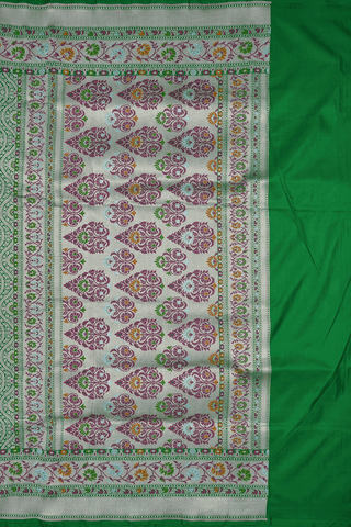 Ogee Zari Design Green Banarasi Silk Saree