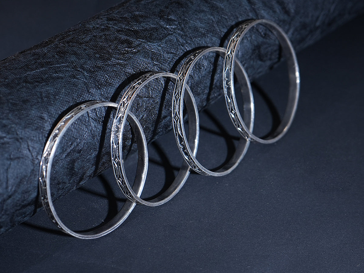 Pure Silver With Oxidise Finishing Rawa Work Design Light Weight Bangles