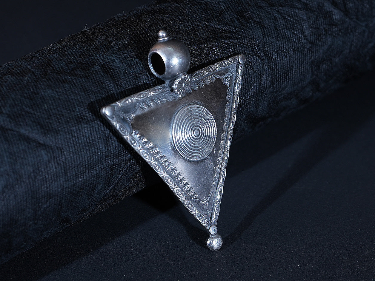 Pure Silver With Antique Finishing Rava Work Design Triangle Shape Pendant
