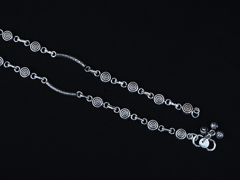 Pair Of Fancy Design Light Weight Pure Silver Anklets
