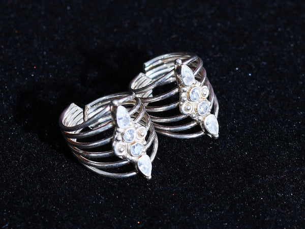 Buy Classic Sleek Band Platinum Rings | GRT Jewellers