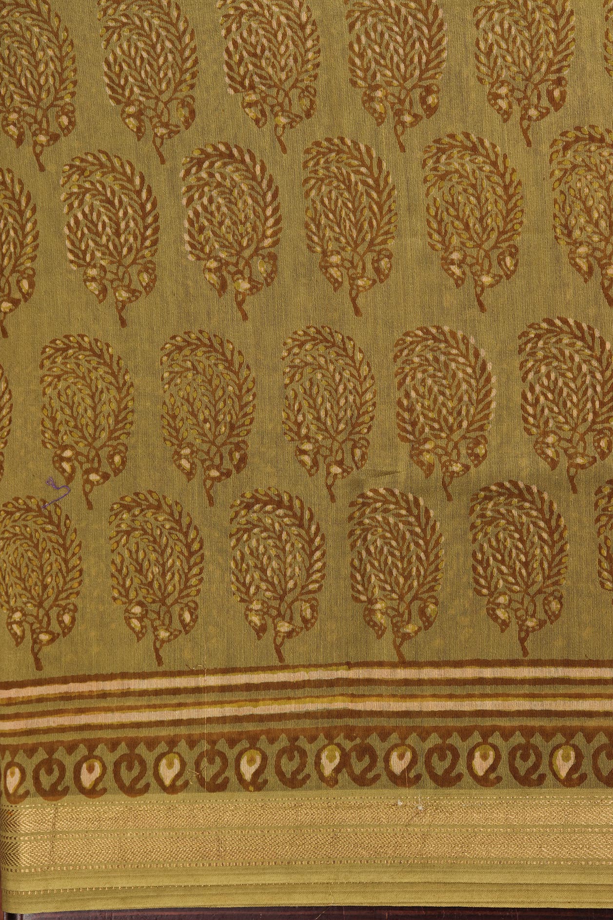 Paisley Design Dark Olive Green Maheshwari Printed Silk Cotton Saree