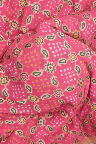 Paisley And Floral Design Coral Pink Bandhani Silk Saree