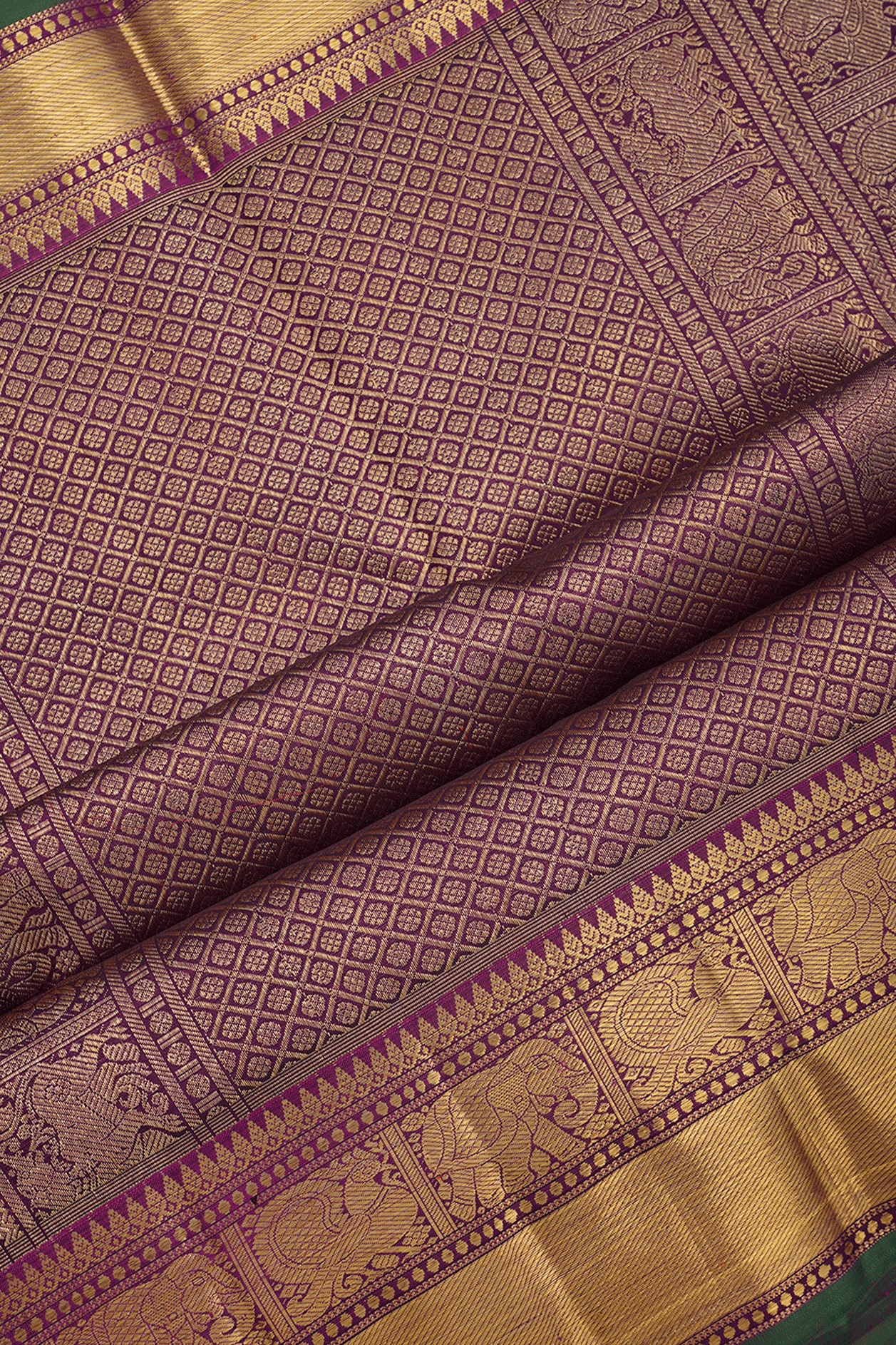 Paisley And Chakram Motif Plum Purple Kanchipuram Silk Saree