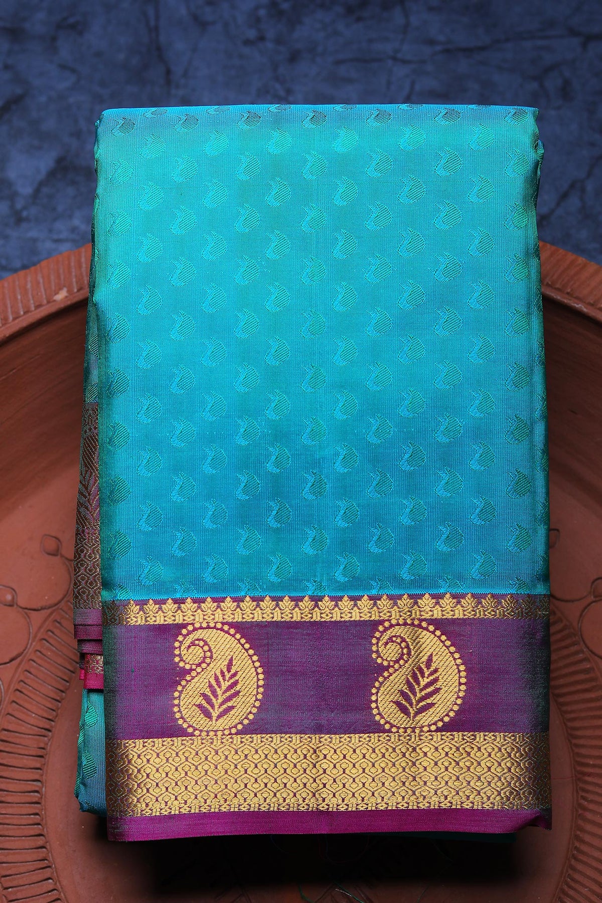 Paisley Zari Border With Self Jacquard Paisley Buttis Cerulean Blue Kanchipuram Silk Saree