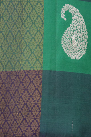 Paisley Zari Butta And Multicolor Checks Kanchipuram Silk Saree