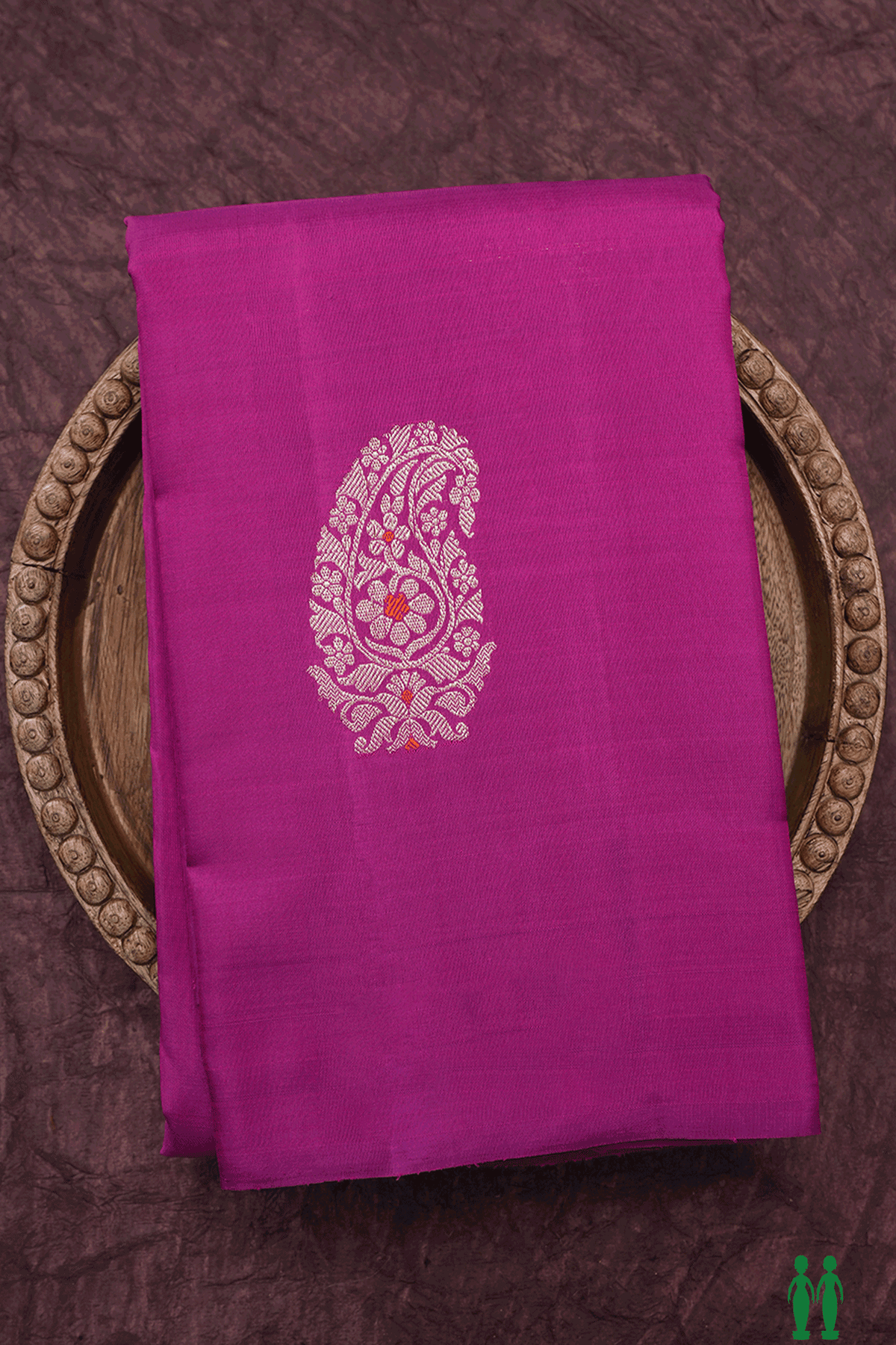 Paisley Zari Motifs Deep Magenta Kanchipuram Silk Saree