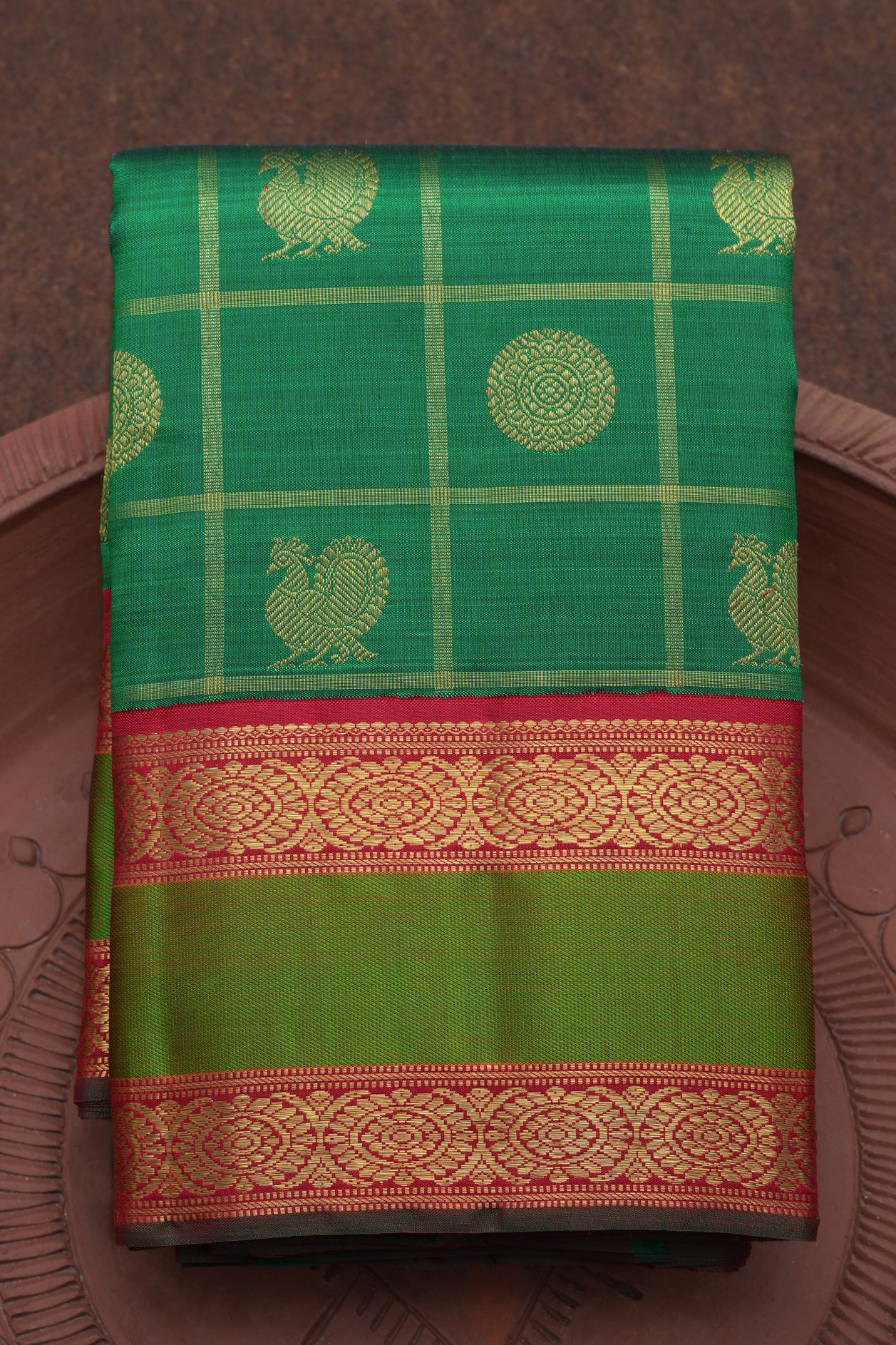 Peacock And Chakram Zari Checked Emerald Green Kanchipuram Silk Saree
