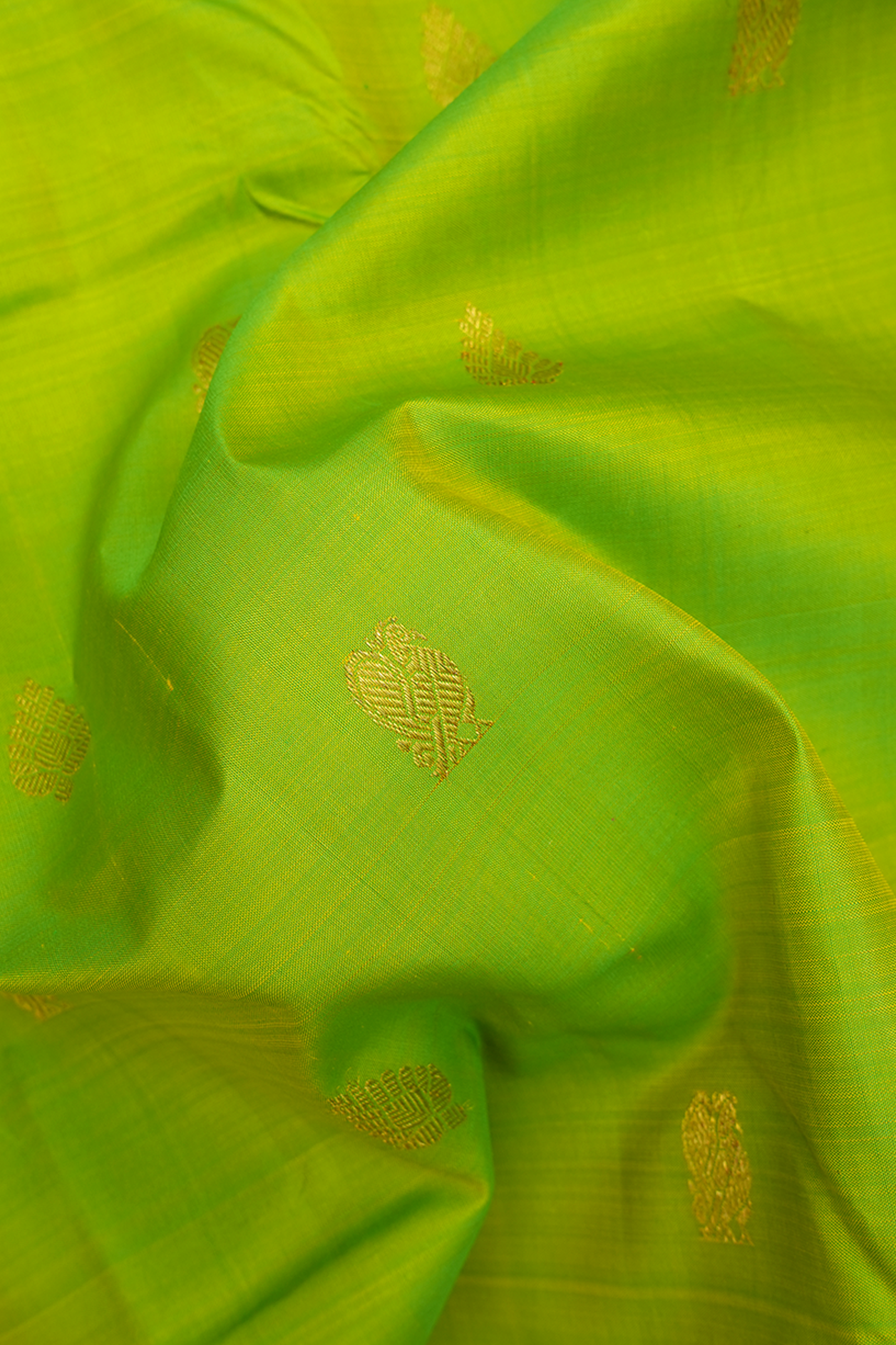 Peacock And Floral Motifs Lime Green Kanchipuram Silk Saree
