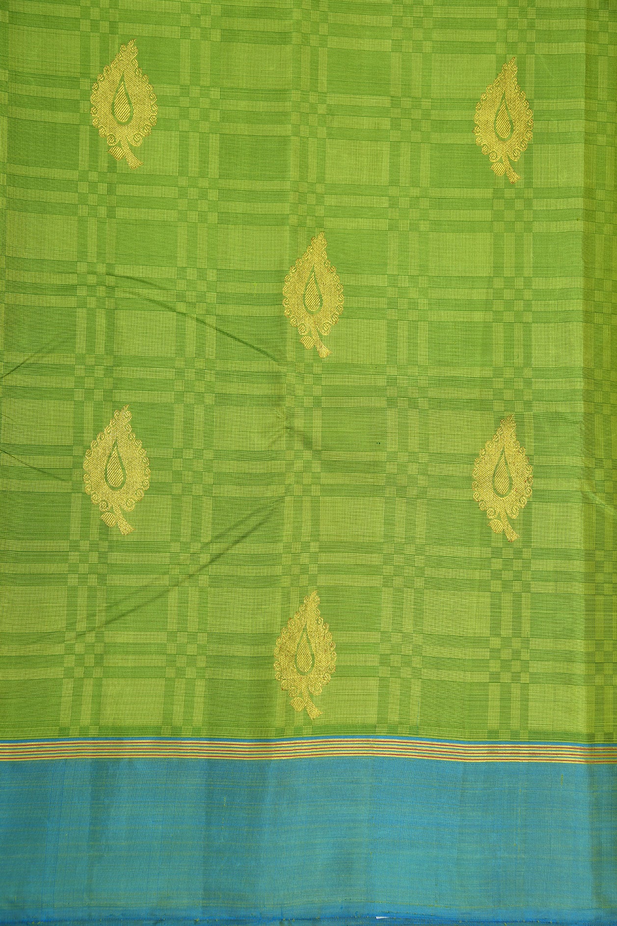 Plain Border With Leaf Zari Butta Pear Green Kanchipuram Silk Saree
