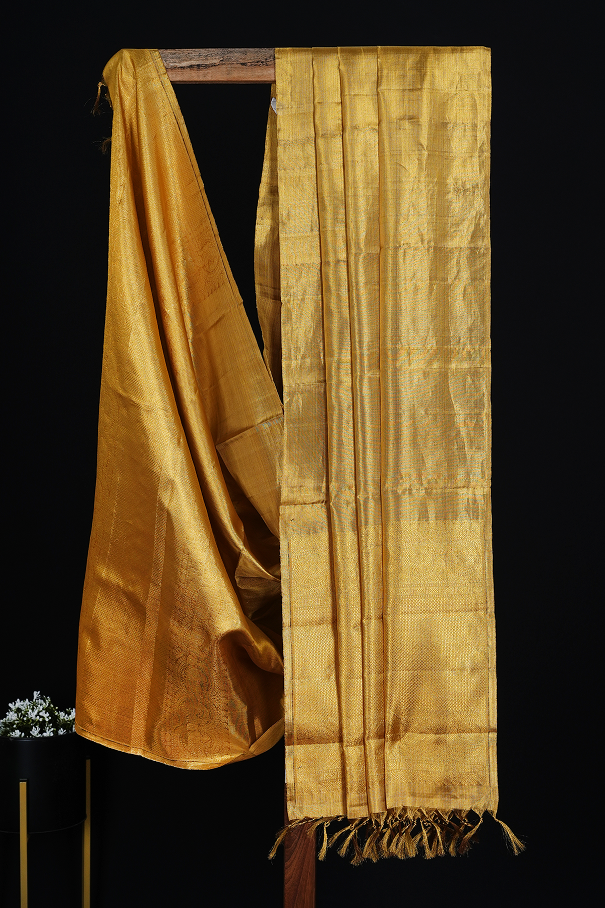Plain Gold Tissue Kanchipuram Silk Dupatta