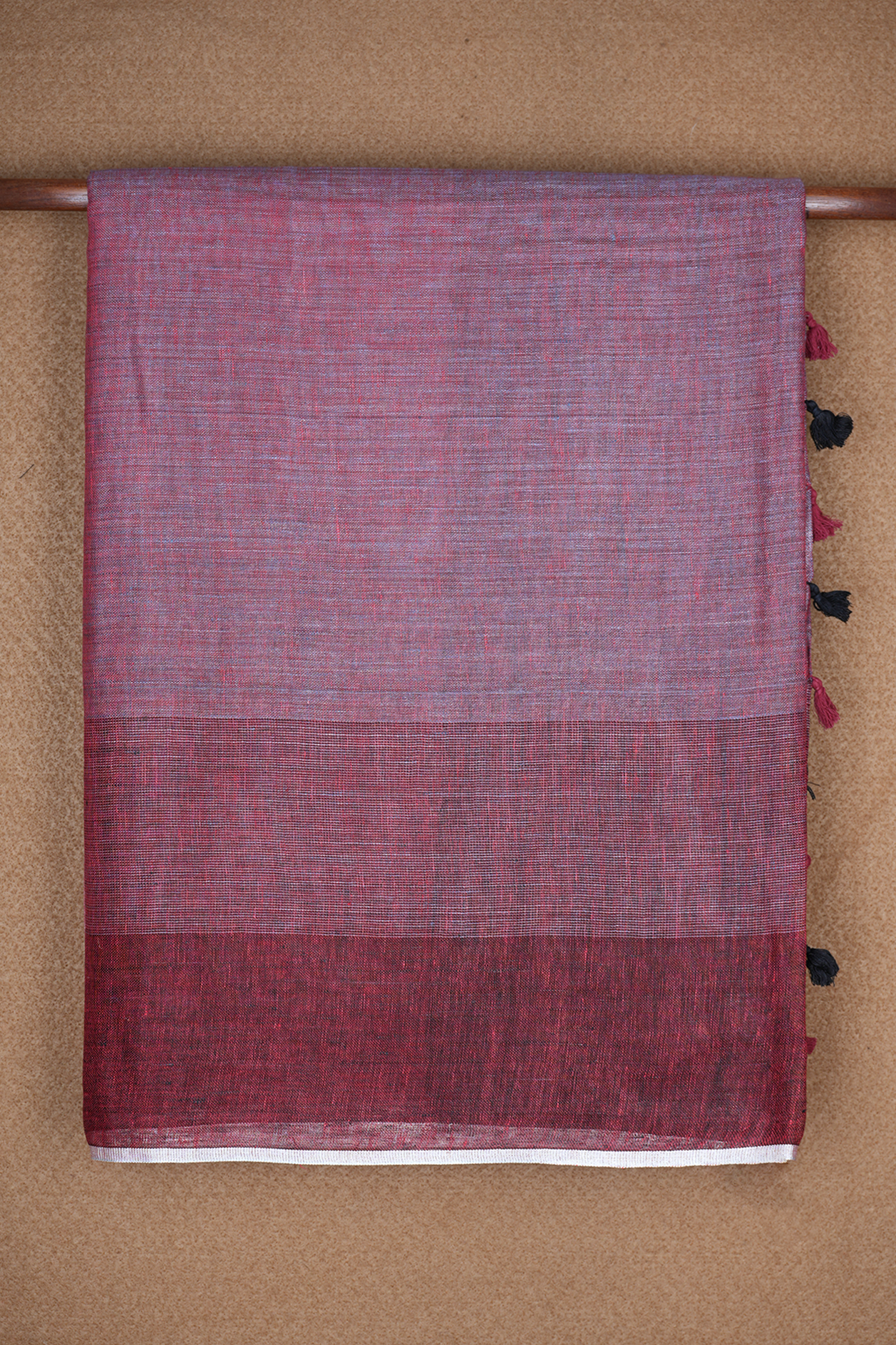 Plain Shades Of Dusty Red Semi Linen Saree