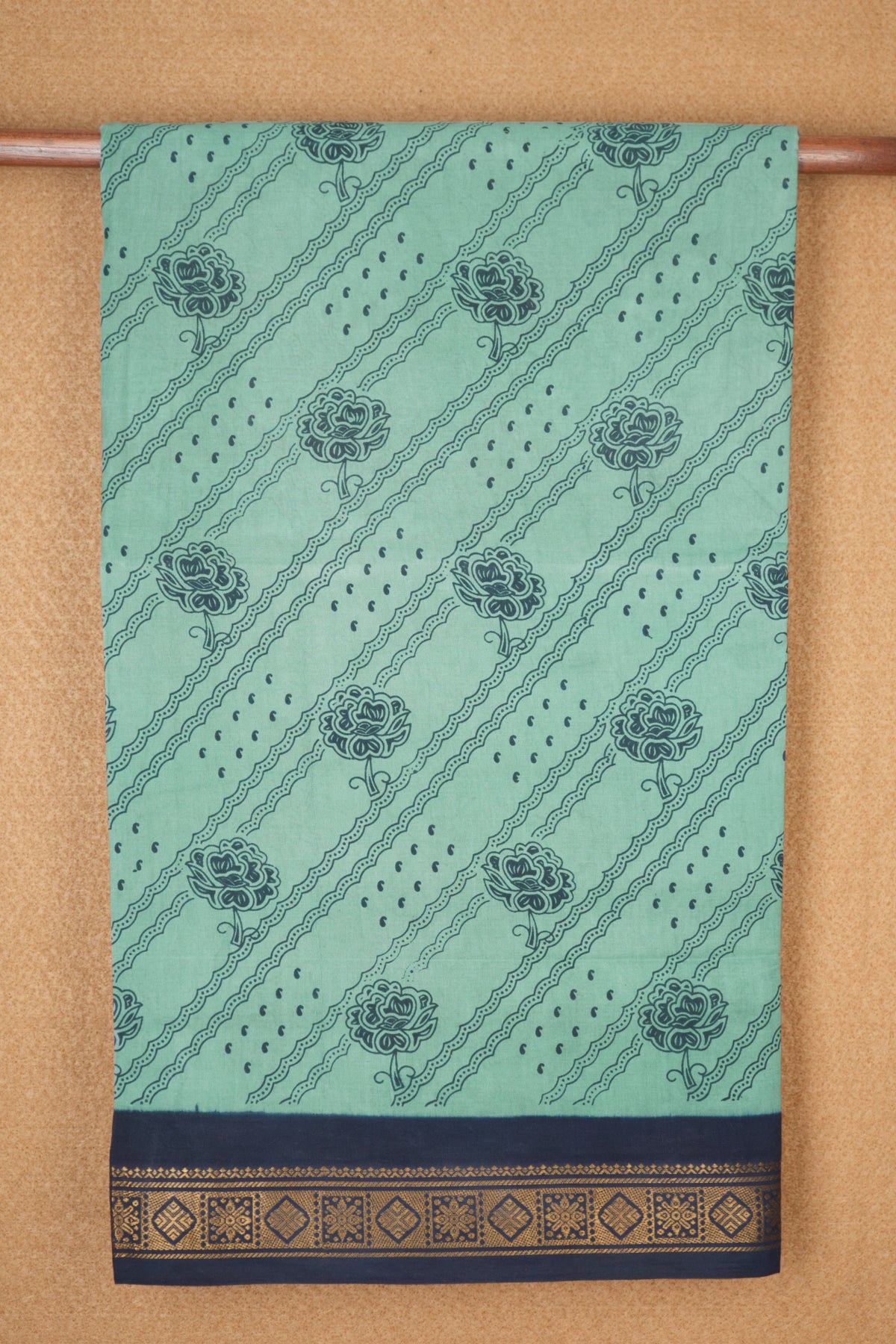 Printed Diagonal Design Mint Green Sungudi Cotton Saree