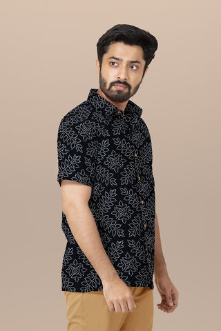 Regular Collar With Bandhani Design Black Cotton Shirt