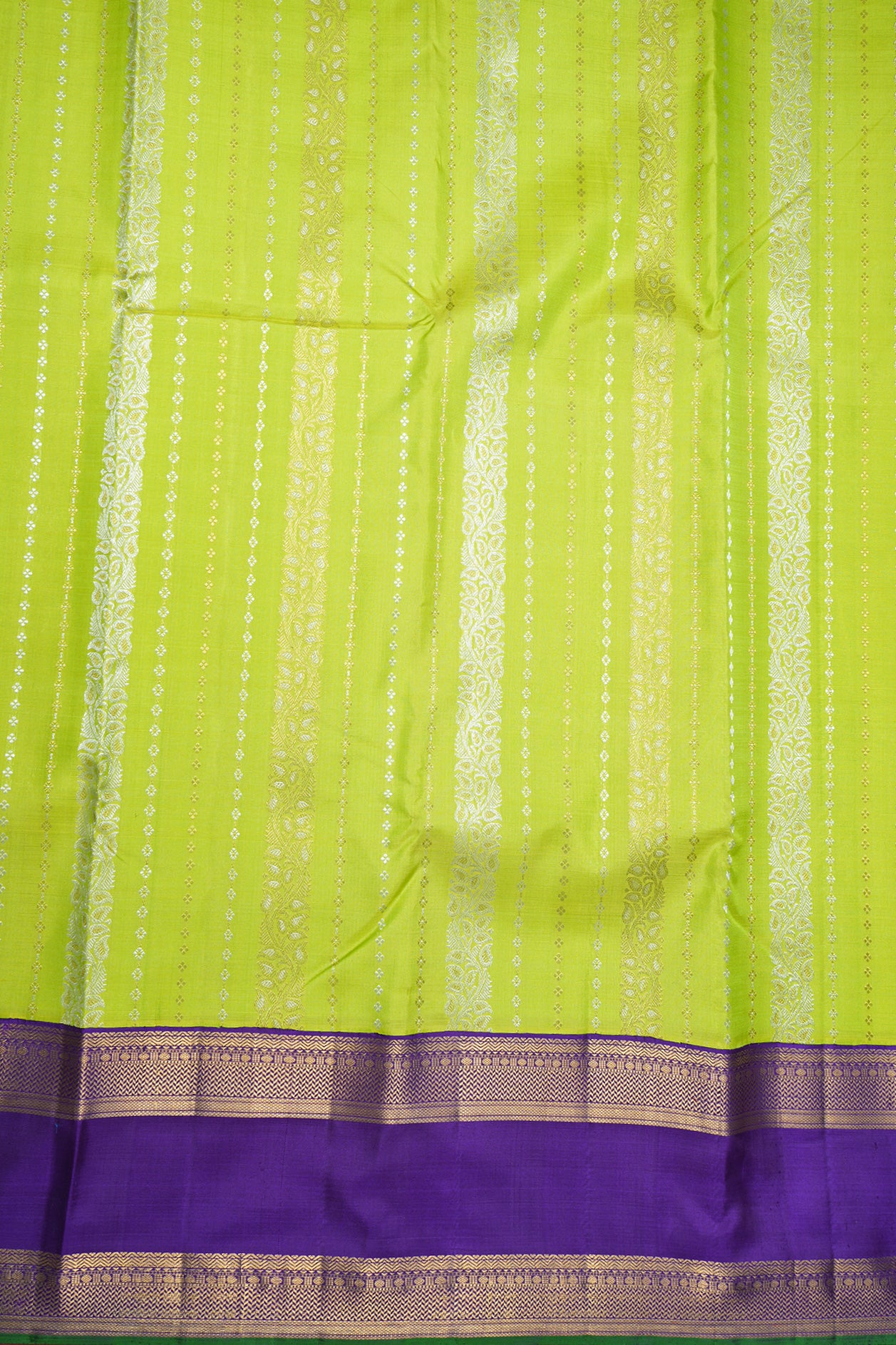 Rettai Pettu Zari Border Light Green Kanchipuram Silk Saree