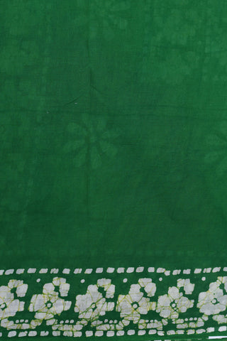 Simple Circle Printed Green Sungudi Cotton Saree