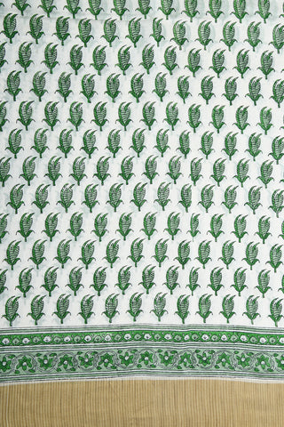 Small Border With Floral Printed Off White Maheswari Silk Cotton Saree