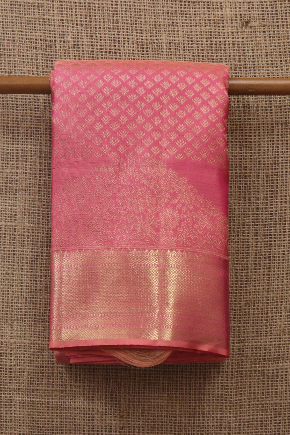 Diamond Zari Border In Brocade Pink Kanchipuram Silk Saree