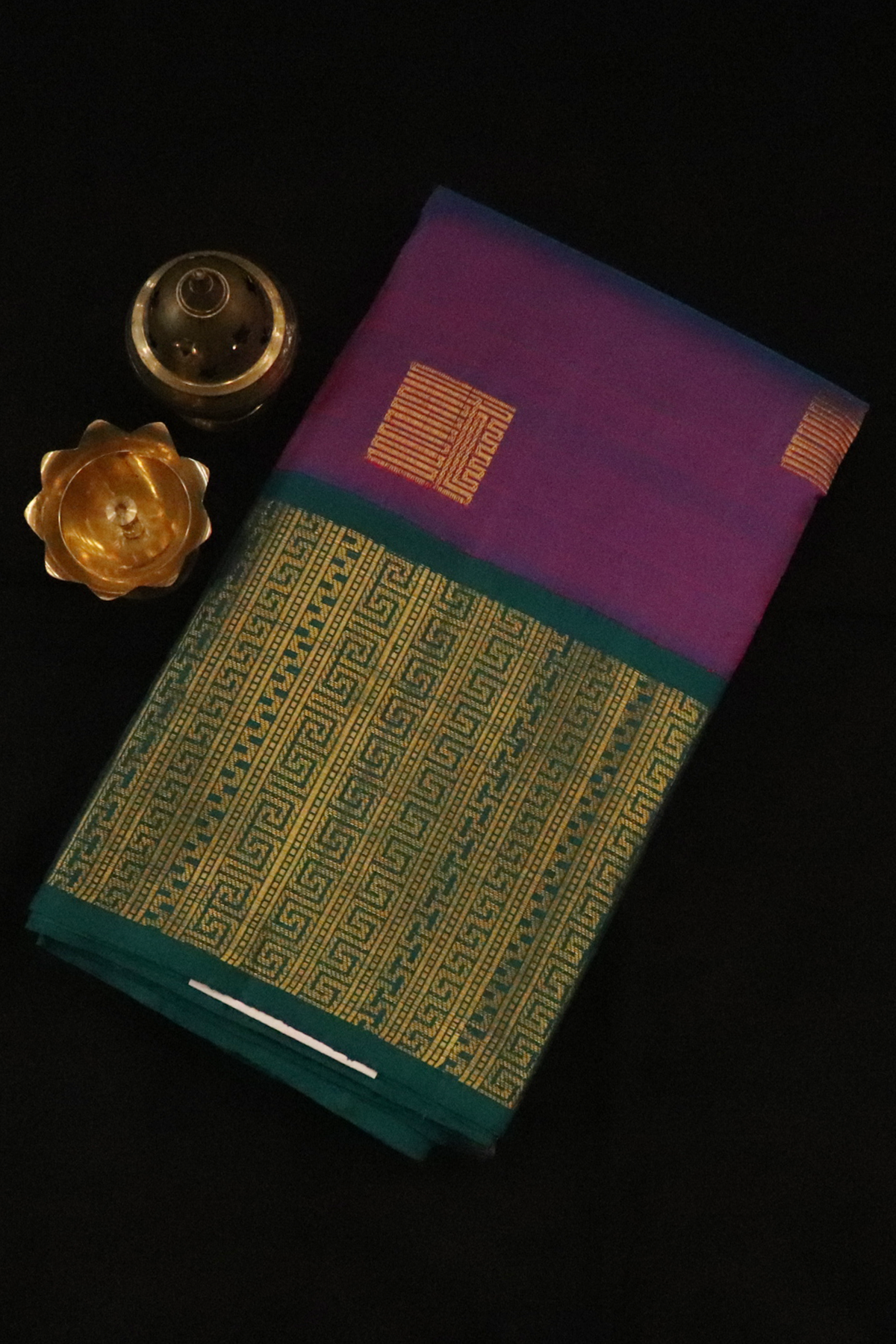 Square Buttas Purple Kanchipuram Silk Saree