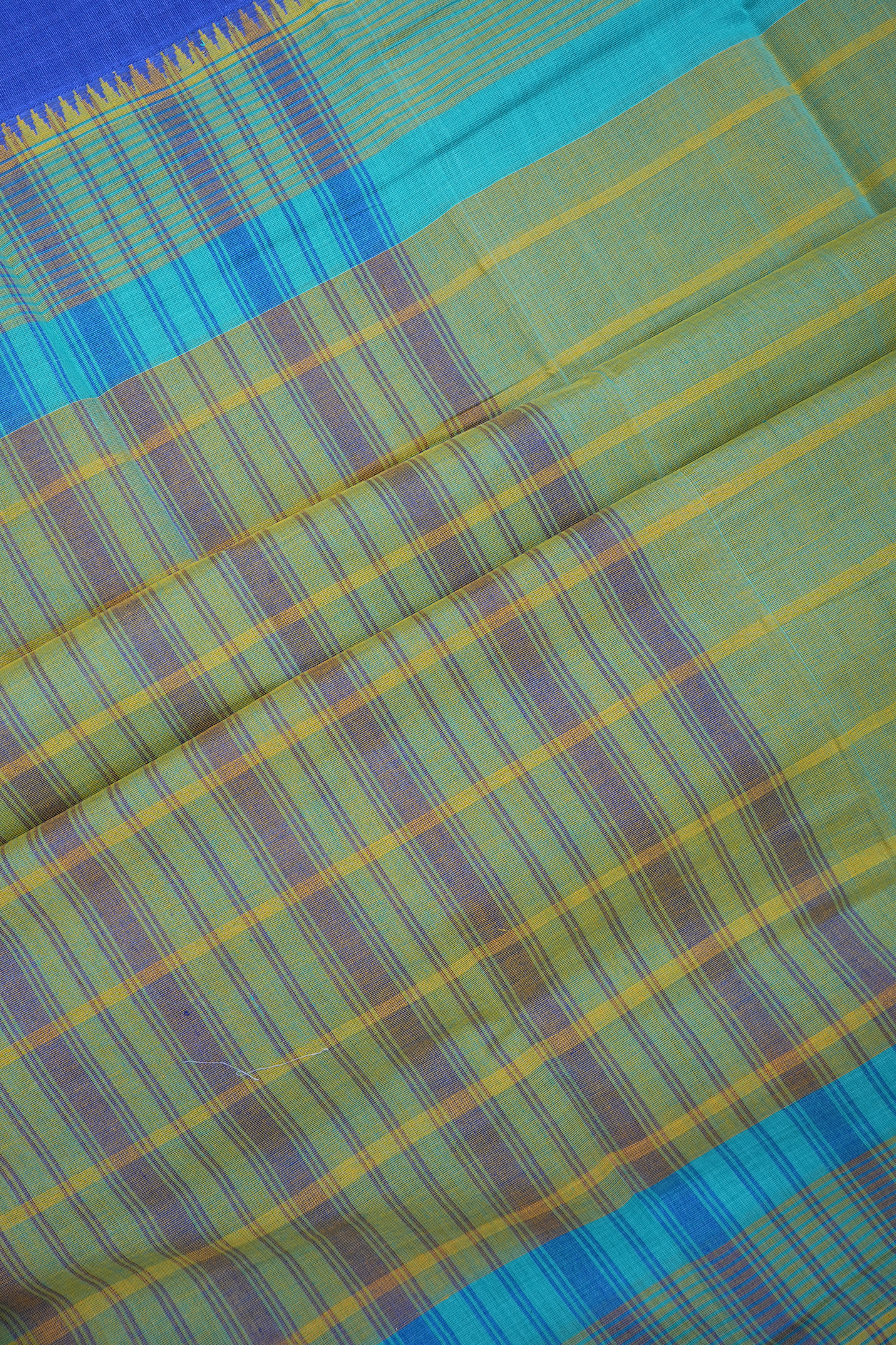 Stripes Design Dual Tone Mangalagiri Cotton Saree