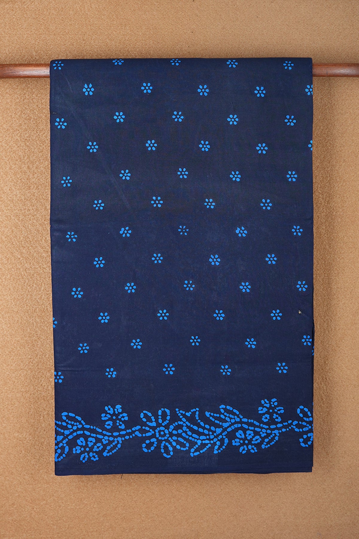 Allover Floral Motifs Navy Blue Sungudi Cotton Saree