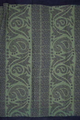 Allover Floral And Diamond Design Light Sage Green Sungudi Cotton Saree